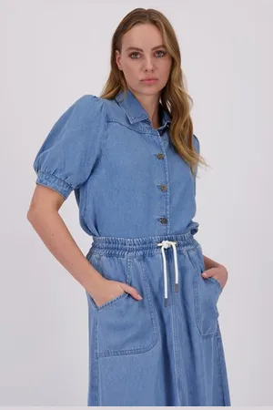 More & More Blauwe jeansblouse met halflange pofmouwen