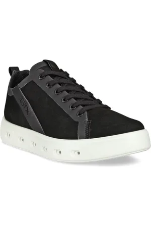 Ecco Street 720 W