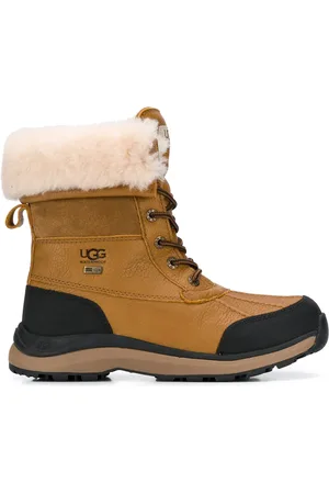 UGG Shearling lined lace