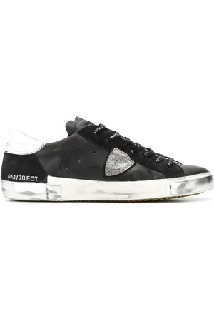 Philippe model Distressed low