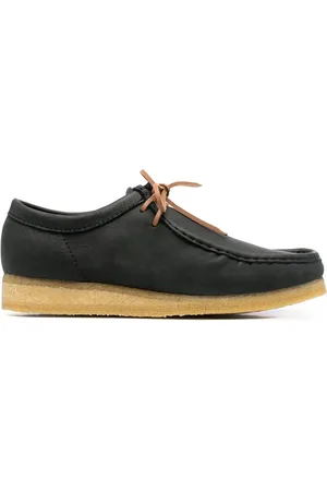 Clarks Wallabees lace