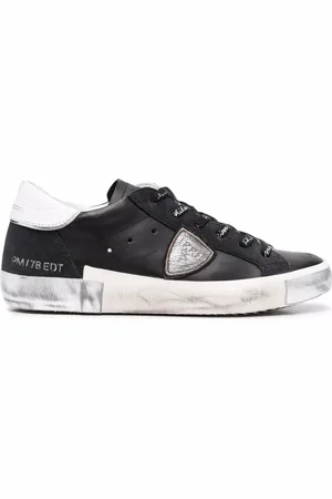 Philippe model PRSX lace