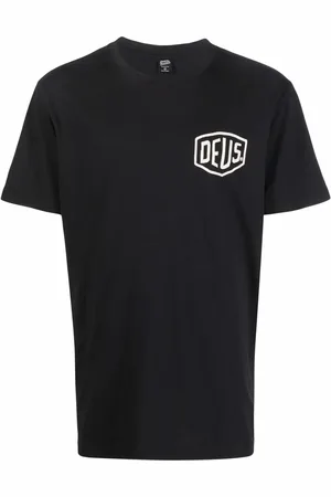 Deus Ex Machina Chest logo