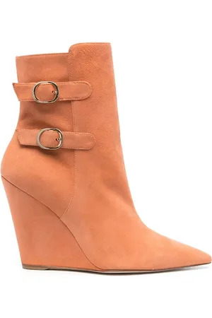 Stuart Weitzman Buckle