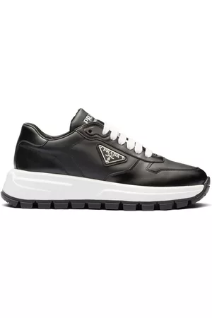 Prada Dames Sneakers - Triangle-logo lace-up sneakers