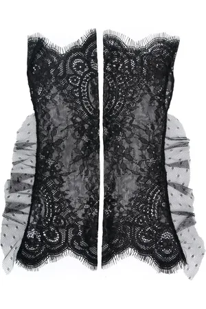 Parlor Lace ruffle