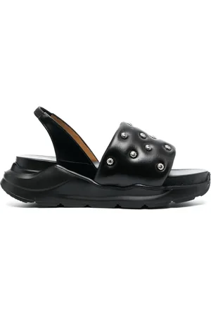 TOGA PULLA Stud