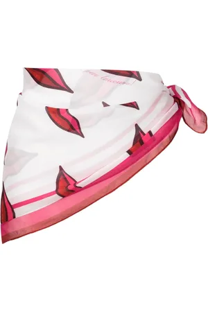 AMIR SLAMA Lips