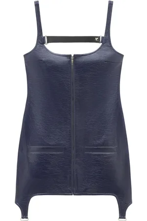 Courrèges Cut