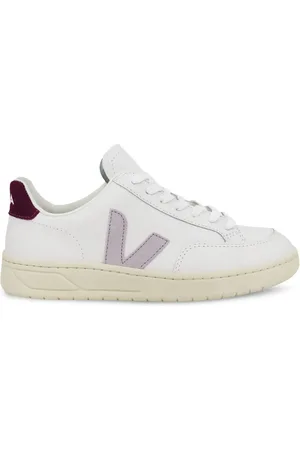 Veja V12 low