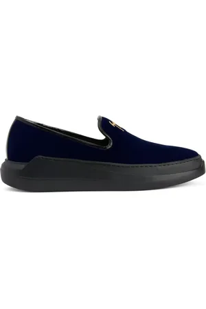 Giuseppe Zanotti Conley logo