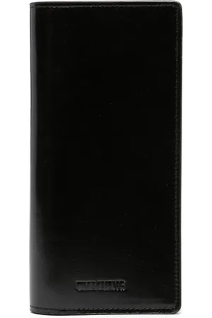 UMA WANG Logo