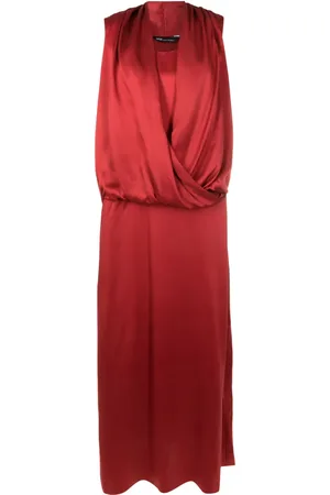 Uma Raquel Davidowicz Draped