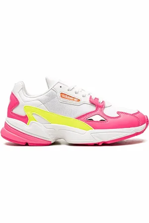 adidas Falcon low