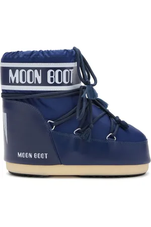 Moon Boot Icon logo