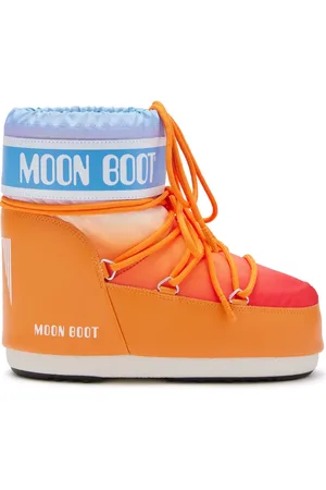 Moon Boot Icon logo