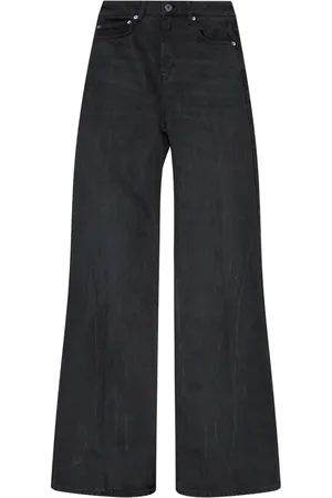 Ami Cotton wide