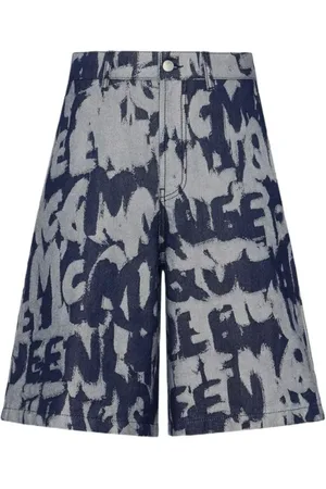 Alexander McQueen Graffiti