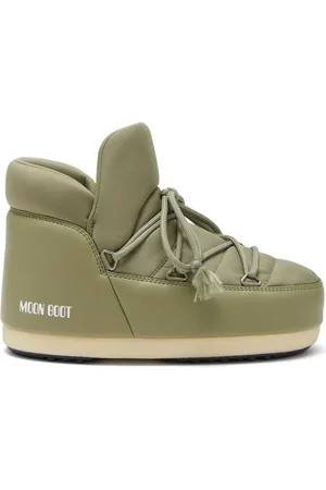 Moon Boot EVX boots