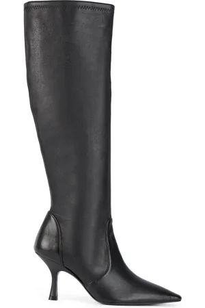 Stuart Weitzman Pointed