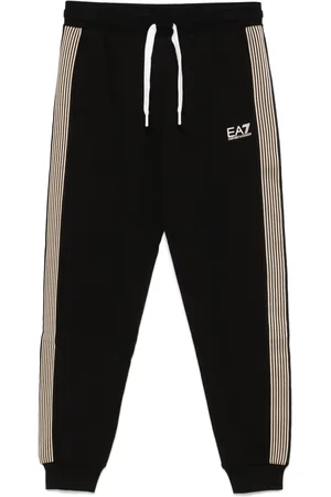 EA7 Side