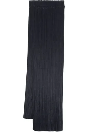 PLEATS PLEASE ISSEY MIYAKE Madame