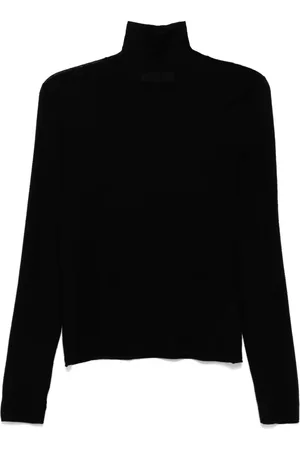 Lisa Yang Lory top