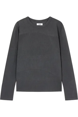 Studio Tomboy Seam detailing t