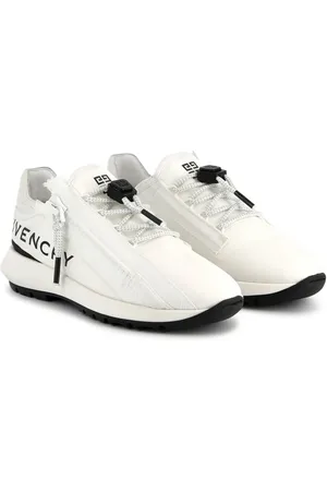 Givenchy Logo