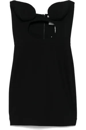 Nensi Dojaka Cut out