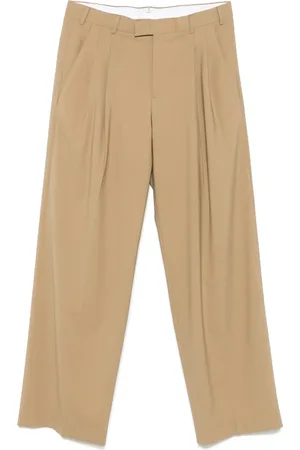A PAPER KID Pleat