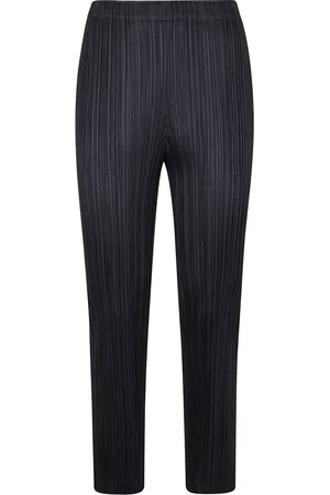 PLEATS PLEASE ISSEY MIYAKE Pliss??
