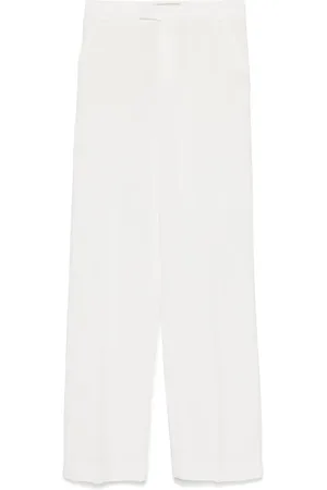 BLUMARINE Logo