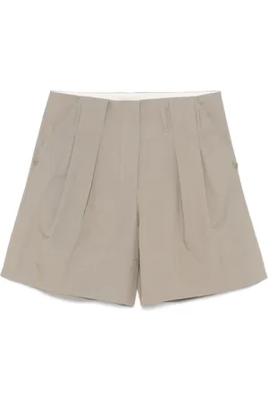 Low Classic Pleat