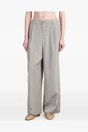 Simkhai Pleat