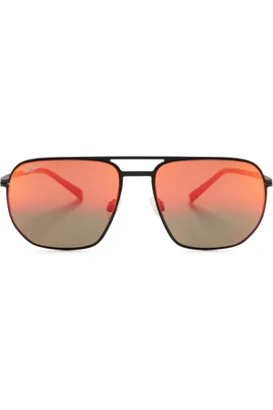 Maui Jim Shark???s Cove pilot