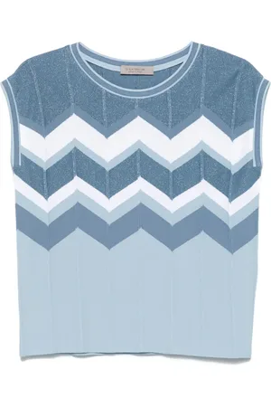 D.EXTERIOR Chevron