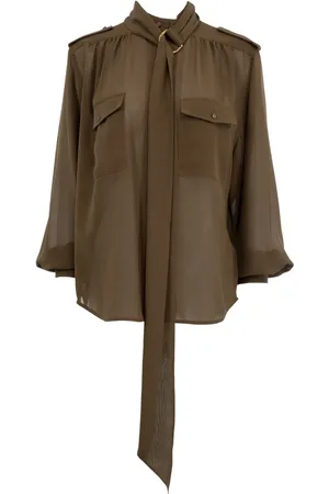 Chloé Attached