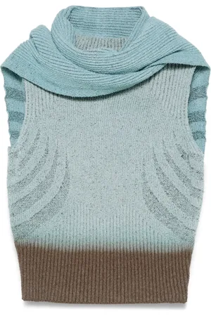 Charlie Constantinou Knitted top and scarf set
