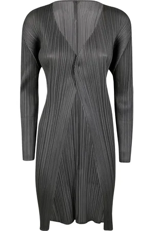 PLEATS PLEASE ISSEY MIYAKE Pliss??