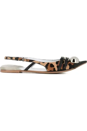 DOVE NUOTANO GLI SQUALI Leopard