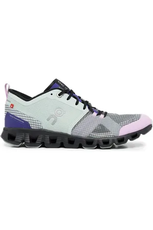 On Running Cloud WMNS "Shift