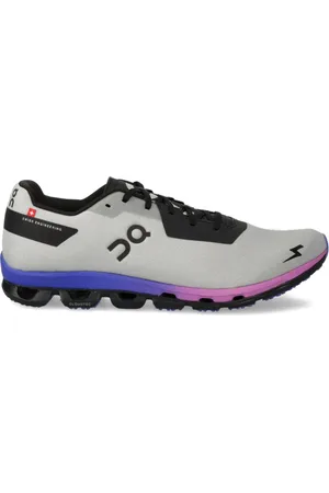 On Running Cloudflesh sneakers