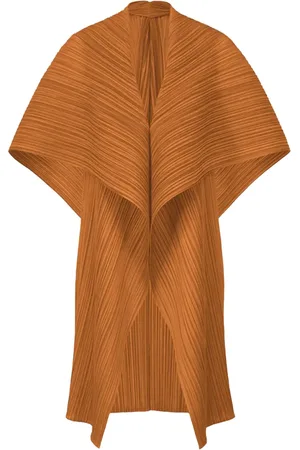 PLEATS PLEASE ISSEY MIYAKE Pliss??