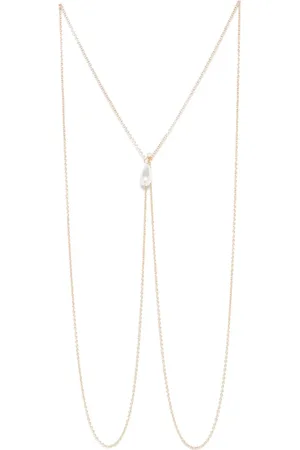 Beatriz Palacios Pearl body chain