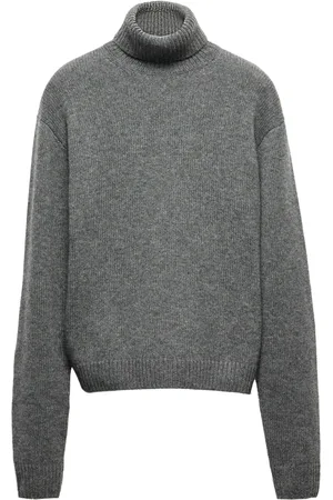 Prada Cashmere roll