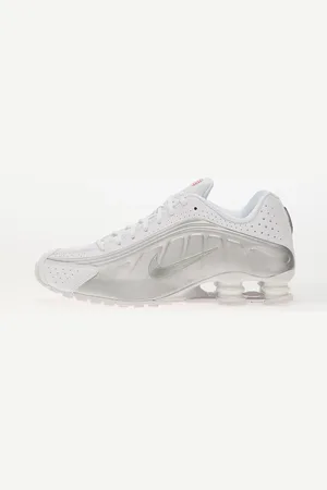 Nike Sneakers Shox R4 White/ Metallic Silver-White EUR 44