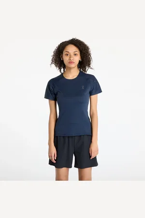 On Running T-shirt Performance Short Sleeve Tee Navy/ Black L