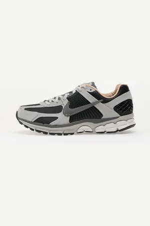 Nike Sneakers Zoom Vomero 5 Dk Smoke Grey/ Smoke Grey-Lt Smoke Grey EUR 44