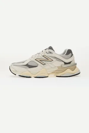 New Balance Sneakers 9060 Sea Salt EUR 44